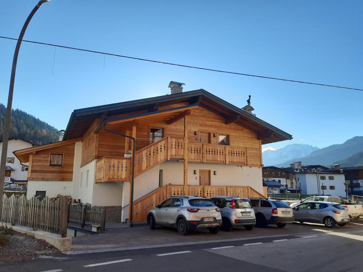 Ciasa Giorgina Apartman Pozza di Fassa Kültér fotó